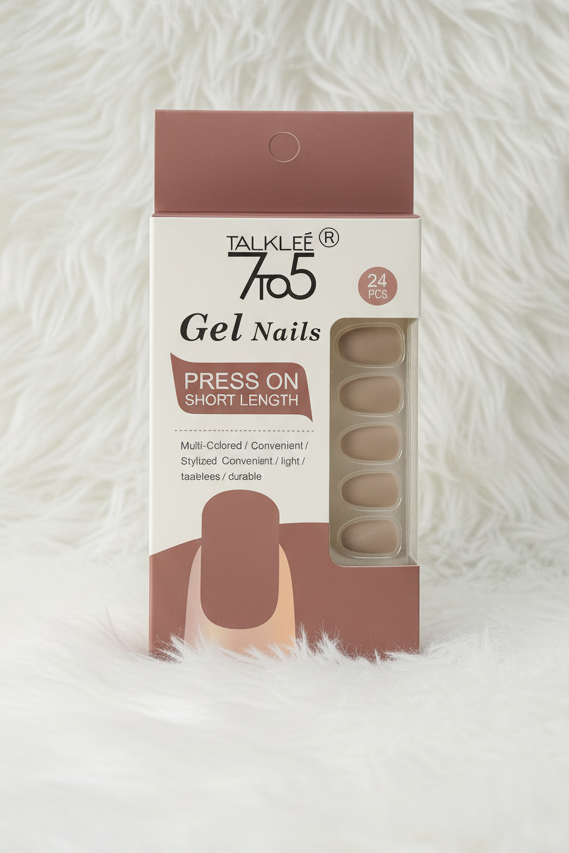 TalkTee 7to5 Gel Nails – Light Nude Matte (24 Pieces)