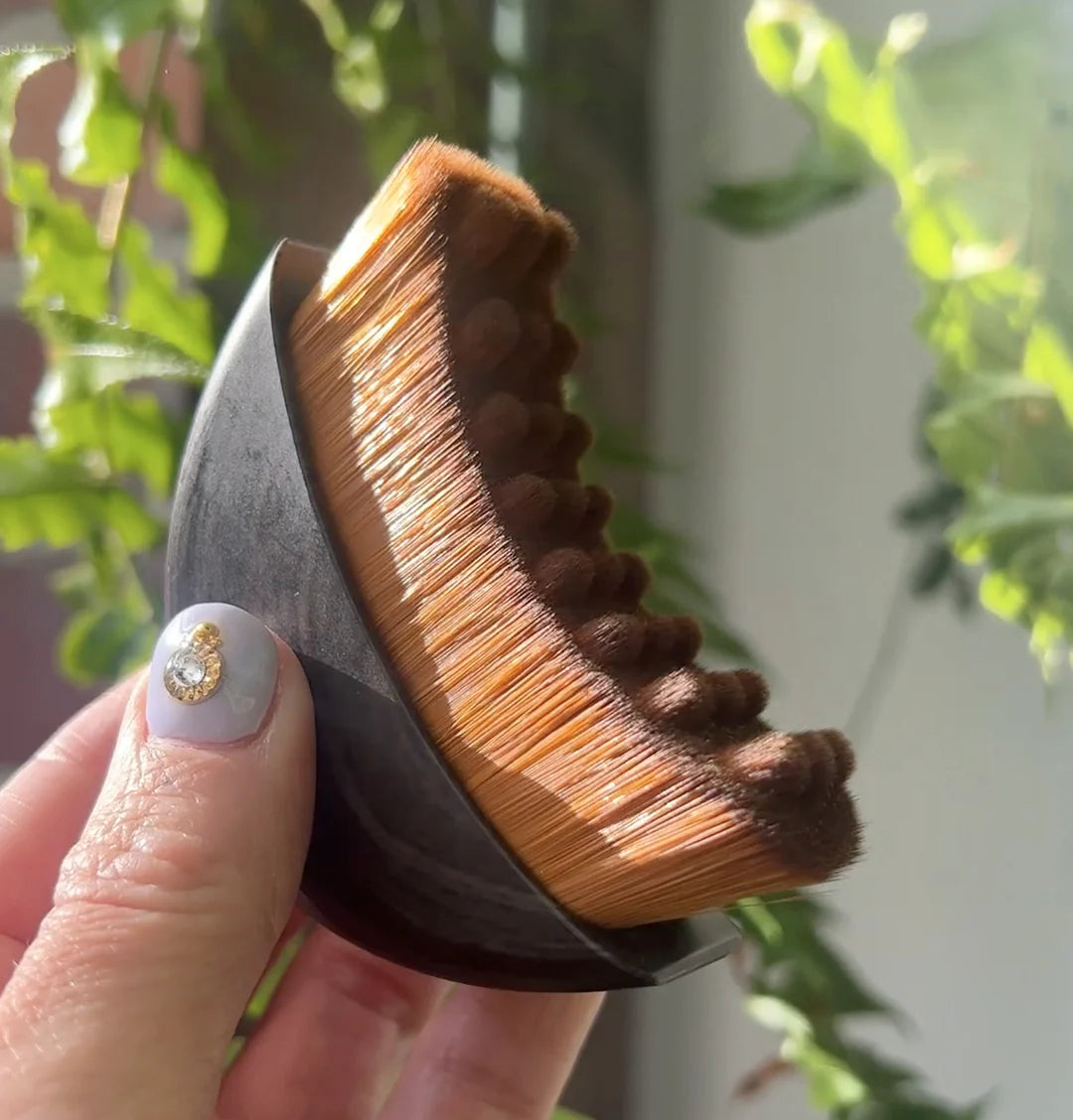 Lymphatic Contour Face Brush